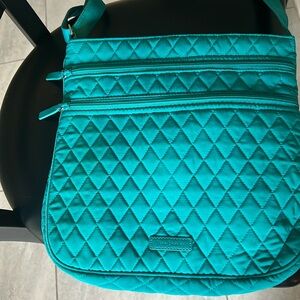 Almost new, Vera Bradley teal bag.